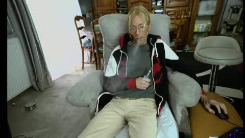 jeff online show from May 6, 7:09 am