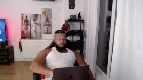 Kingsley online show from May 10, 6:53 pm