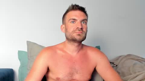 10in_deluxe online show from June 6, 7:36 am