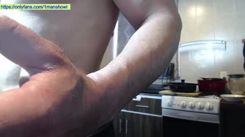 1manshow11 online show from May 16, 6:17 pm
