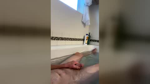 1nicemember77777 online show from May 24, 9:54 pm