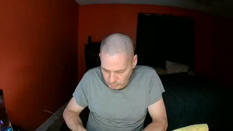 2beu online show from August 3, 2:54 am