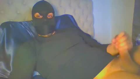 2figram2 online show from June 5, 9:48 am
