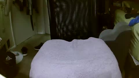 2horny4u2handle online show from July 7, 3:39 am