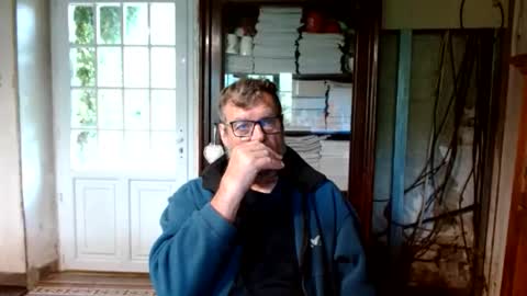 _123_voyeur_ online show from May 12, 12:02 pm