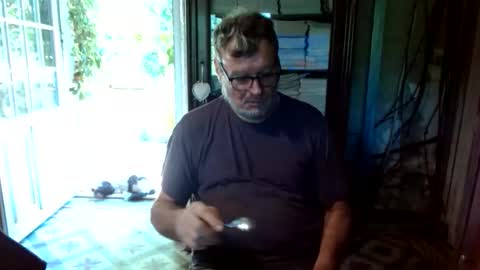 _123_voyeur_ online show from May 8, 10:38 am