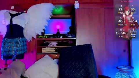Angell Dustt  online show from July 31, 2:22 am