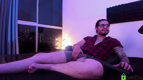  -         online show from April 29, 2:38 am