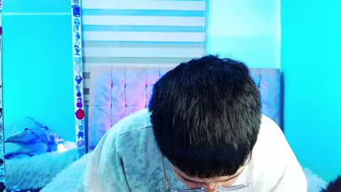 mod online show from May 13, 5:59 am