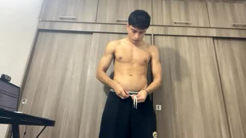 Juan Pablo-independent model online show from July 30, 1:27 am
