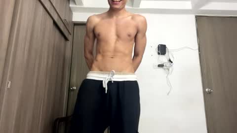 Juan Pablo-independent model online show from July 25, 4:09 am