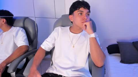 _taylorblack online show from May 11, 4:04 pm