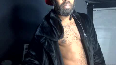 a_rizzy85 online show from May 28, 7:28 am