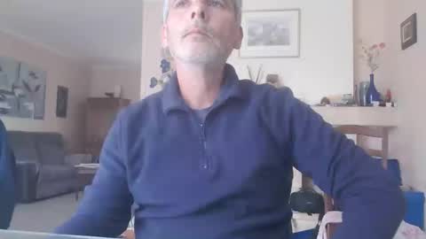 Aalex1717 online show from May 3, 7:44 am