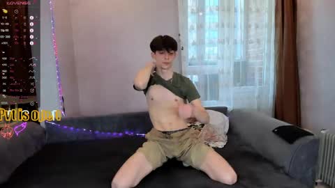 Aaron Bang online show from May 7, 3:34 pm