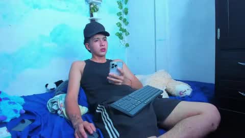 aaron_mercury online show from July 20, 4:29 am