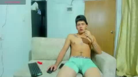 aaron_mercury online show from August 6, 2:28 am