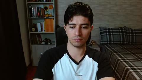 Aaron online show from May 15, 7:55 pm