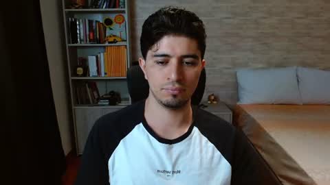 Aaron online show from July 24, 8:49 pm