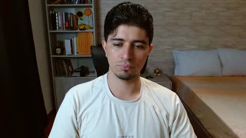 Aaron online show from July 23, 6:49 pm