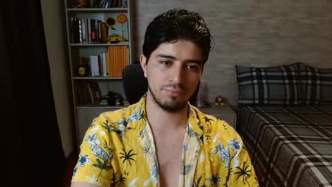Aaron online show from May 25, 7:53 pm