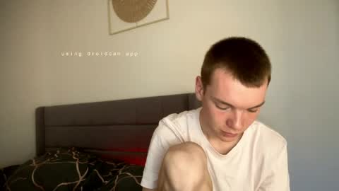 Aaron online show from April 23, 4:42 pm