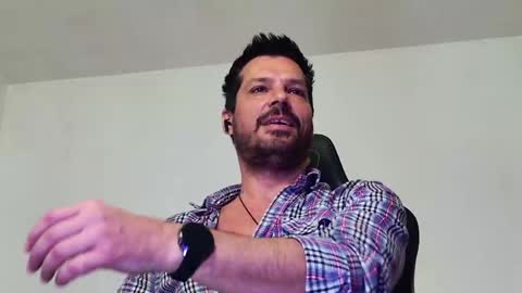 Aaron online show from April 30, 7:54 pm