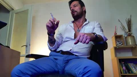 Aaron online show from April 28, 5:50 pm