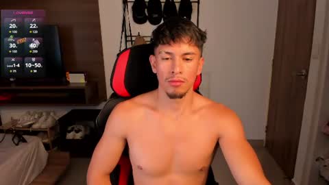 AARON  online show from July 28, 2:13 pm