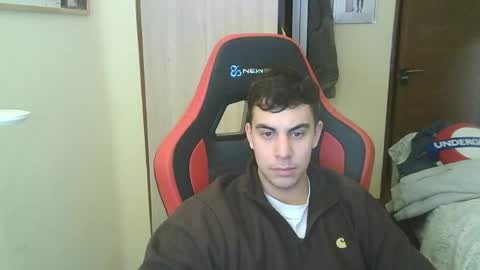 aaronlavine online show from April 25, 5:43 pm