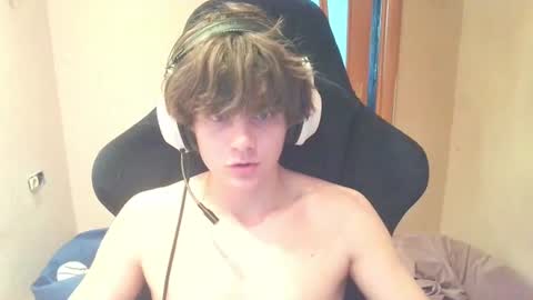 abbysal_blade online show from July 17, 6:31 am