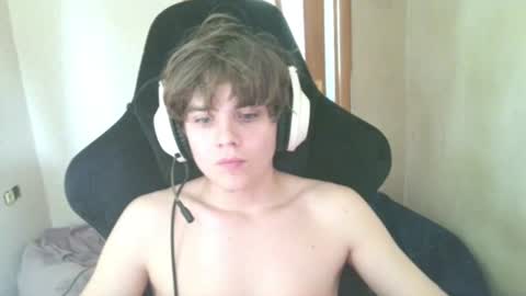 abbysal_blade online show from July 5, 8:32 am