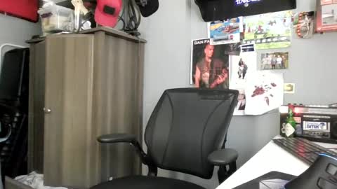 AJ online show from July 31, 3:33 pm