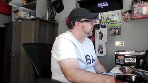 AJ online show from July 15, 1:29 pm