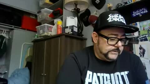 AJ online show from May 25, 4:24 pm