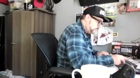 AJ online show from July 28, 3:21 pm