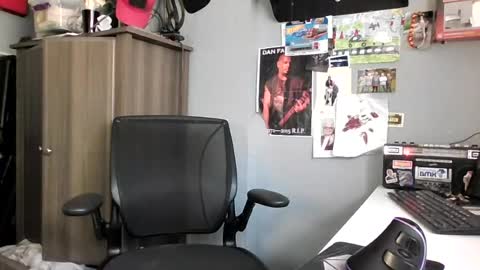 AJ online show from July 28, 4:39 pm