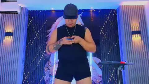 abrahamjg online show from July 9, 6:22 pm