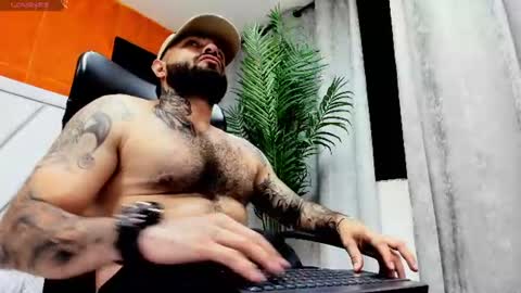 adam_donovan online show from August 9, 12:40 am