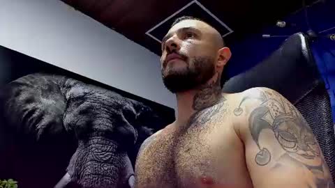 adam_donovan online show from July 17, 6:25 pm