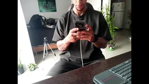 Adam Valencia online show from June 6, 8:37 pm
