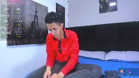 adam_walker_1 online show from July 23, 3:31 pm