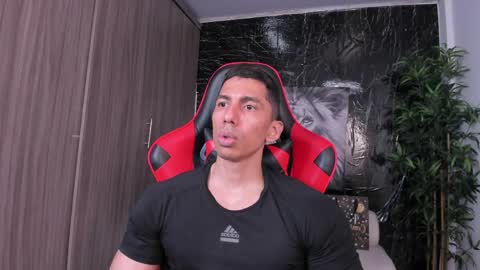 Adan Sin online show from May 13, 5:10 pm
