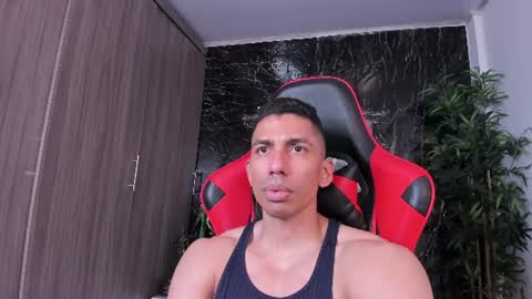 Adan Sin online show from July 20, 7:16 pm