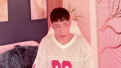Adan  online show from June 10, 1:23 pm