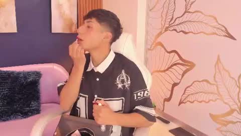 Adan  online show from June 23, 12:42 pm