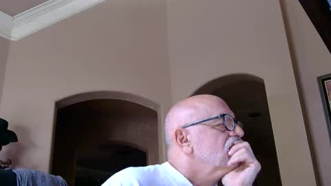 add_me_2 online show from May 4, 3:58 pm