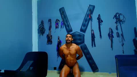 adonisdios online show from May 5, 7:58 pm