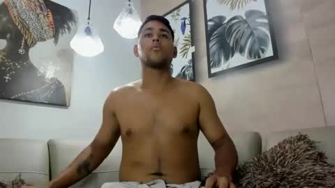 adrian_blaze online show from May 1, 2:48 am