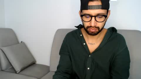 Adrian Falcon online show from July 14, 7:31 pm